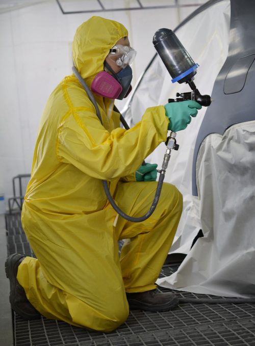 Traje de Proteccion Quimica Descartable 90 g/m2, Talle 2XL, Amarillo Premium SMS+PE, Tipo 3/4/5/6