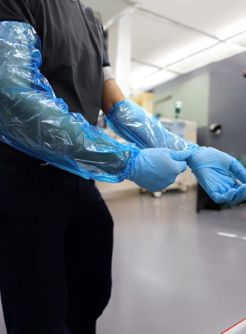 Manga de PE Azul, Talle Unico x 100 unidades